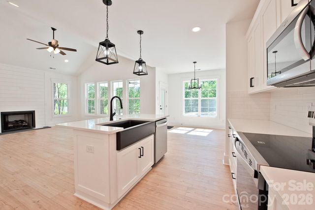 581 Goldmoor Drive NE, Concord, NC 28025