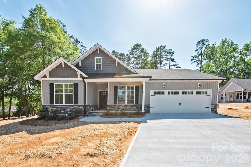 581 Goldmoor Drive NE, Concord, NC 28025