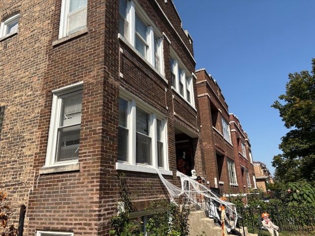 1636 S 50TH Court, Cicero, IL 60804