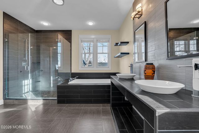 3 Bayonne Avenue, Monmouth Beach, NJ 07750