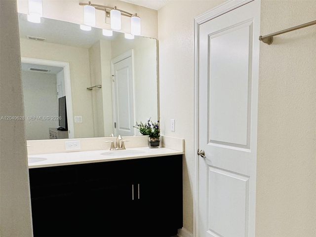 1555 Sandbagger Dr, Other City - In The State Of Florida, FL 33896