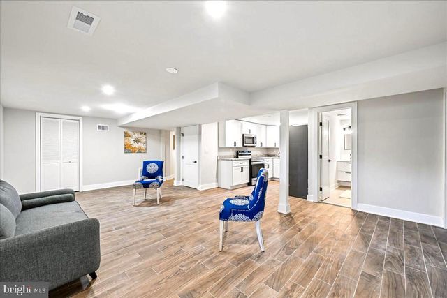 6904 FRIENDSHIP RD, Clinton, MD 20735
