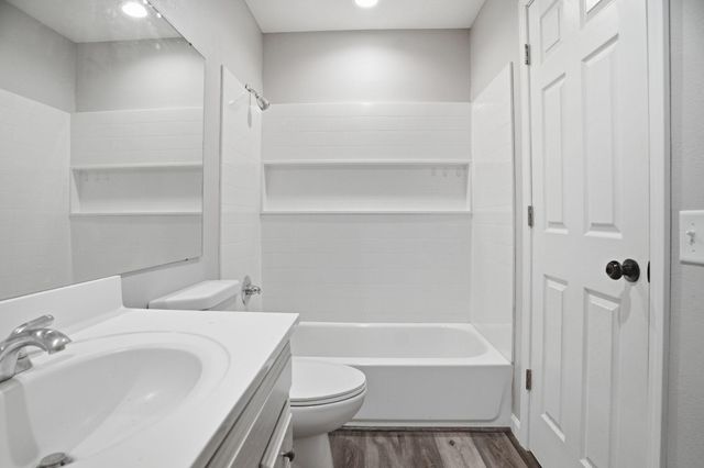 1219 Timbershore Lane, Eagan, MN 55123