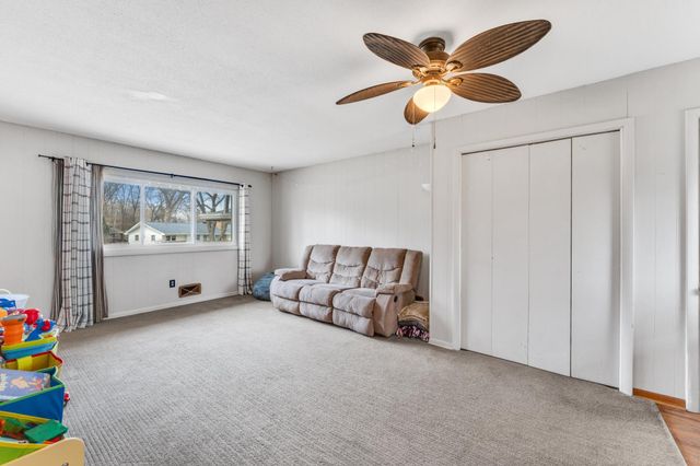 4080 Jersey Avenue N, Crystal, MN 55427