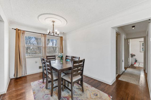 4080 Jersey Avenue N, Crystal, MN 55427