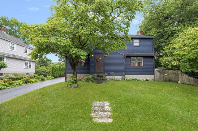 11 Coombs Street, East Providence, RI 02916