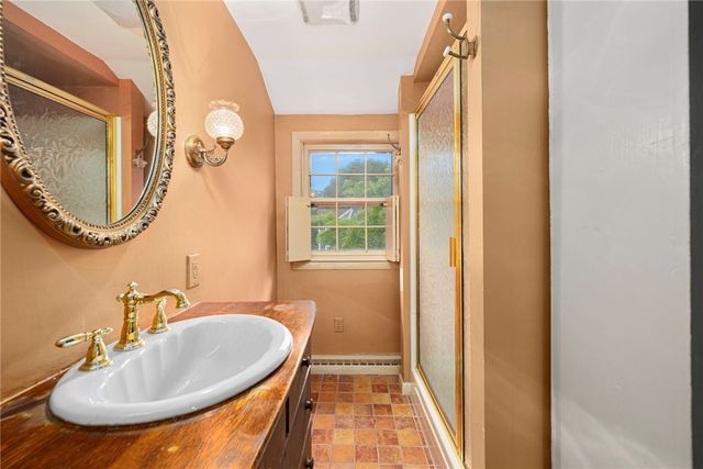 11 Coombs Street, East Providence, RI 02916