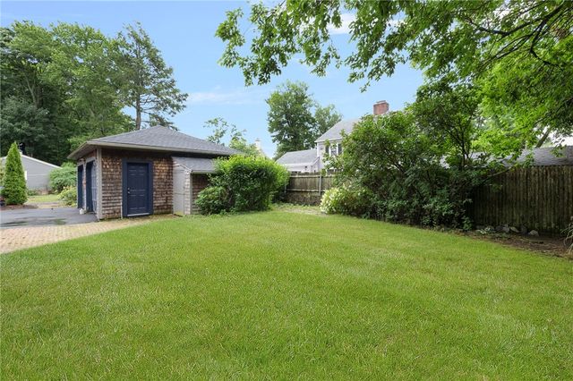 11 Coombs Street, East Providence, RI 02916