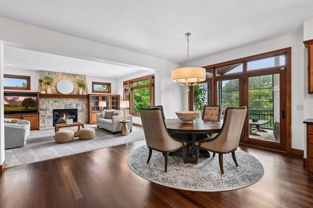 10053 Trails End Road, Chanhassen, MN 55317