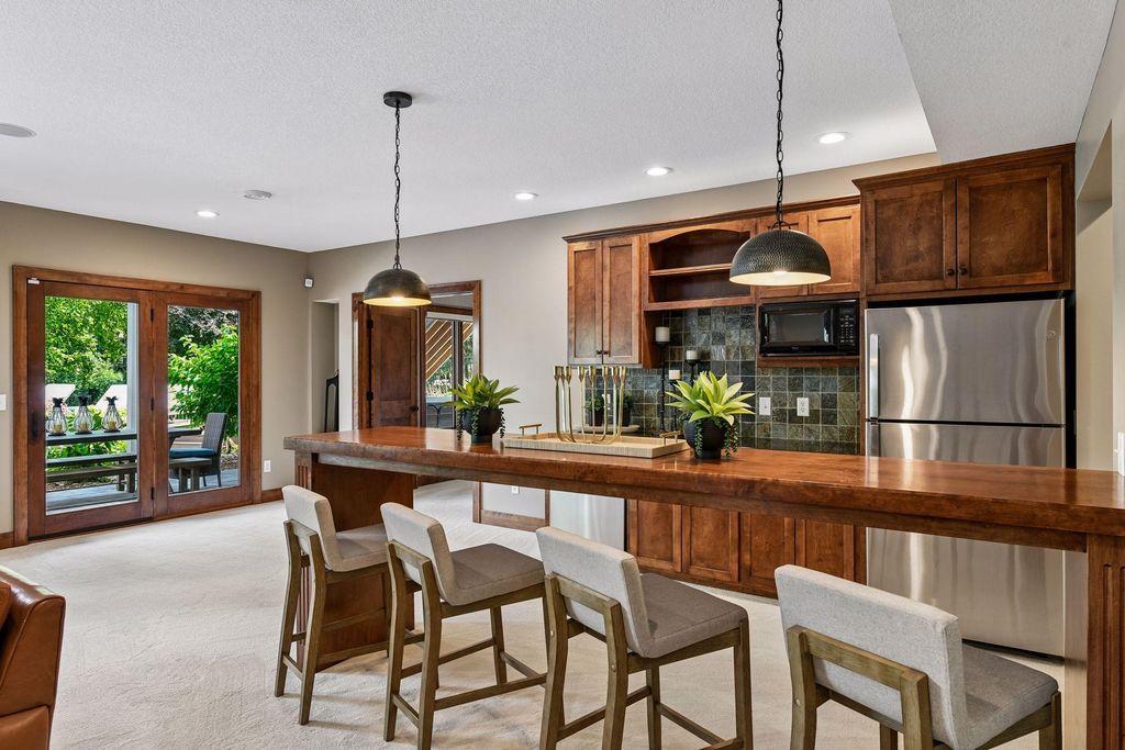 10053 Trails End Road, Chanhassen, MN 55317 — photo 5