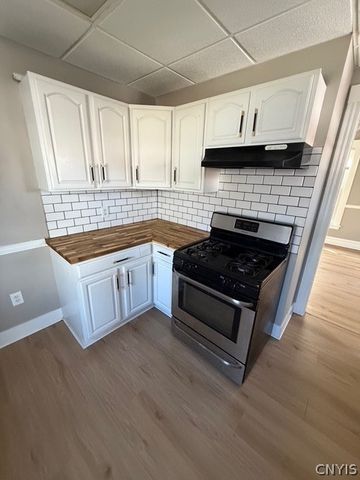 225 East Colvin Street, Syracuse, NY 13205