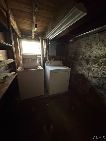 225 East Colvin Street, Syracuse, NY 13205