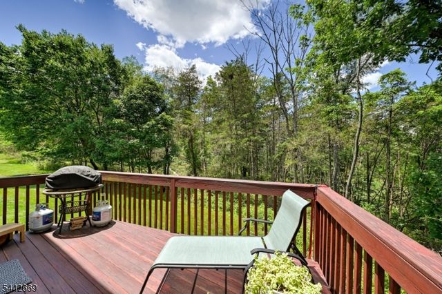 15 NAVAJO TRL, Branchburg Twp., NJ 08876