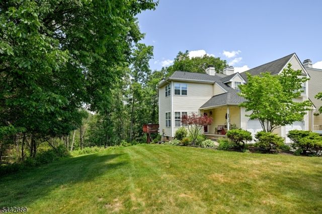 15 NAVAJO TRL, Branchburg Twp., NJ 08876