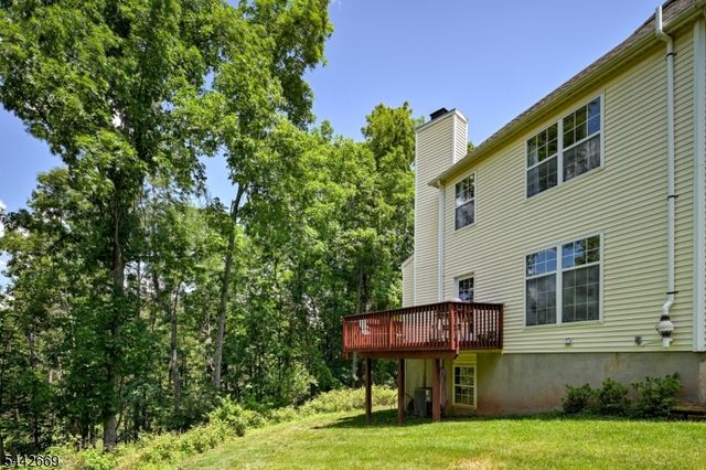 15 NAVAJO TRL, Branchburg Twp., NJ 08876