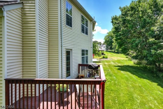 15 NAVAJO TRL, Branchburg Twp., NJ 08876