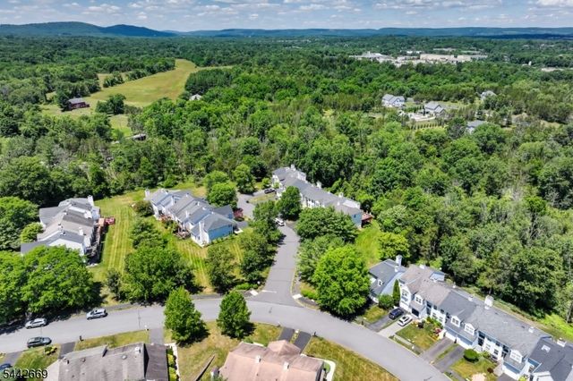 15 NAVAJO TRL, Branchburg Twp., NJ 08876