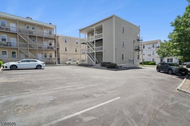 5 Grant St Unit 1F 1F, Montclair Twp., NJ 07042