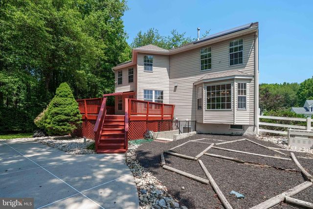 235 W HOPE CT, Bear, DE 19701
