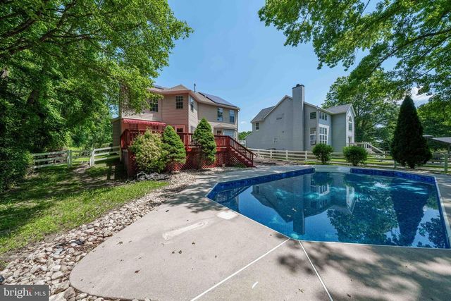 235 W HOPE CT, Bear, DE 19701