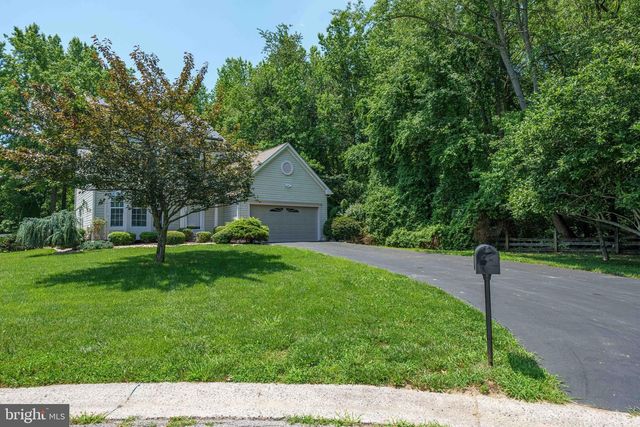 235 W HOPE CT, Bear, DE 19701