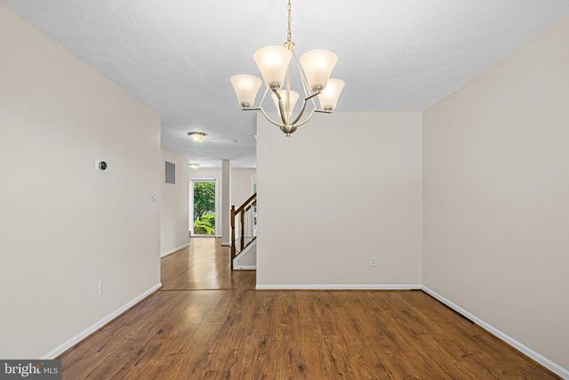 235 W HOPE CT, Bear, DE 19701