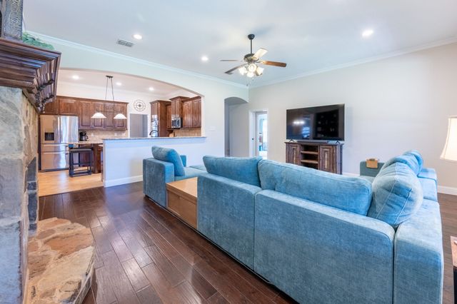 1233 Grayhawk Drive, Forney, TX 75126