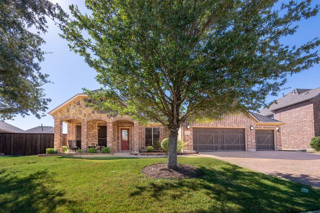 1233 Grayhawk Drive, Forney, TX 75126