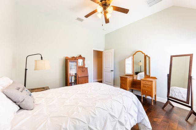 1233 Grayhawk Drive, Forney, TX 75126