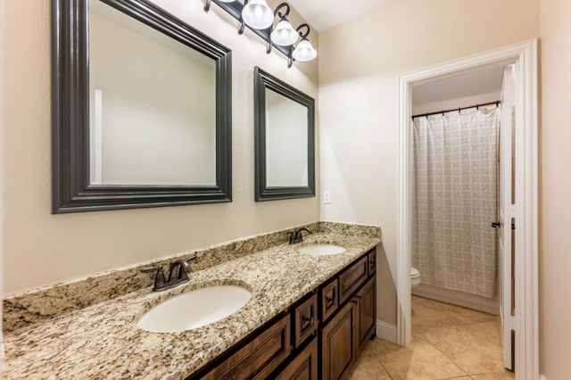 1233 Grayhawk Drive, Forney, TX 75126