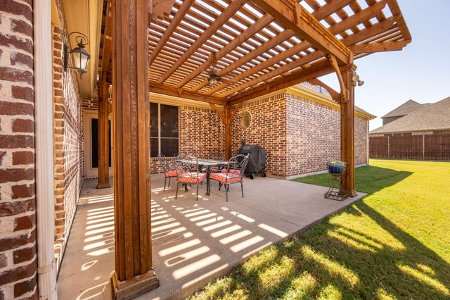 1233 Grayhawk Drive, Forney, TX 75126