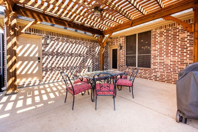 1233 Grayhawk Drive, Forney, TX 75126