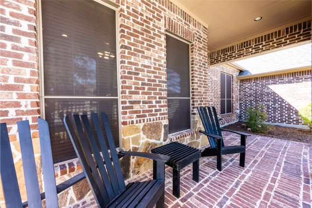 1233 Grayhawk Drive, Forney, TX 75126