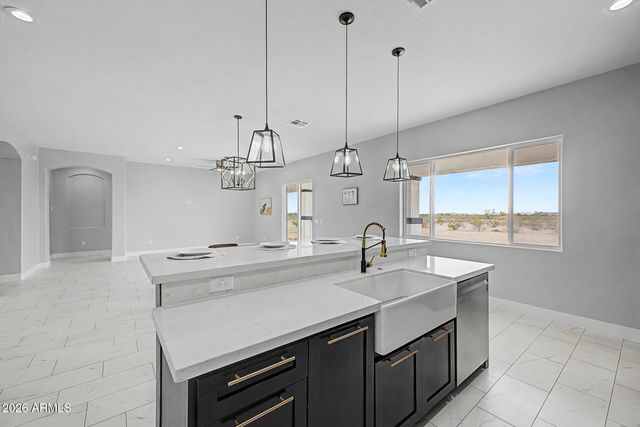 40811 W GEORGIA Avenue, Tonopah, AZ 85354