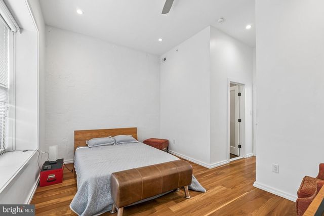 407 FAIRMOUNT, Philadelphia, PA 19123