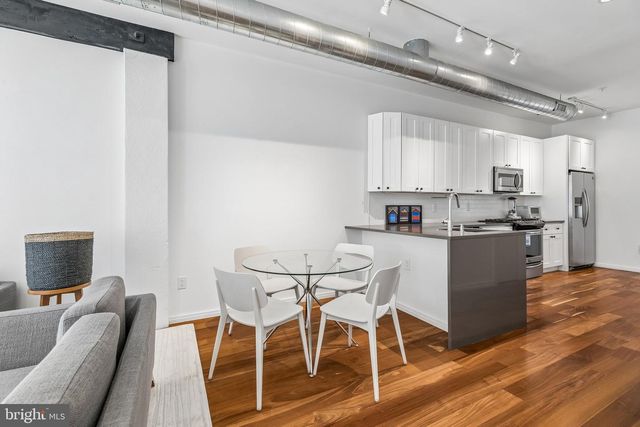 407 FAIRMOUNT, Philadelphia, PA 19123