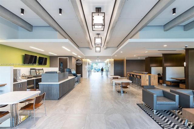 800 NW 62nd Ave 9th Floor, Miami, FL 33126