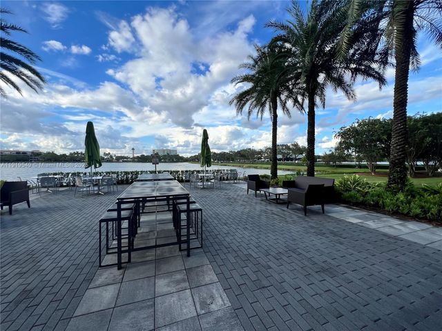 800 NW 62nd Ave 9th Floor, Miami, FL 33126