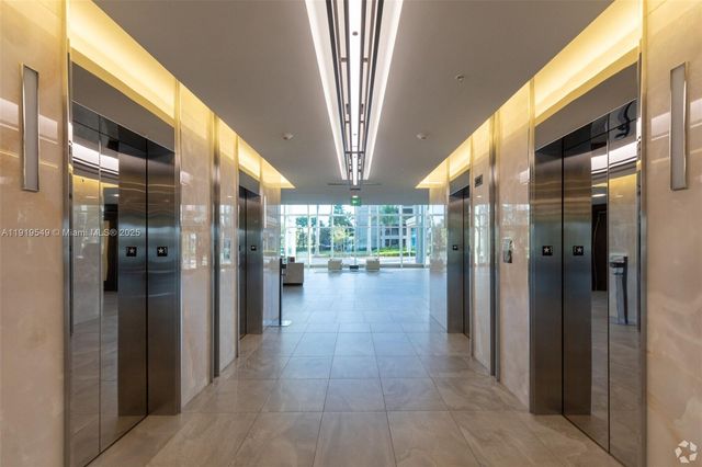 800 NW 62nd Ave 9th Floor, Miami, FL 33126