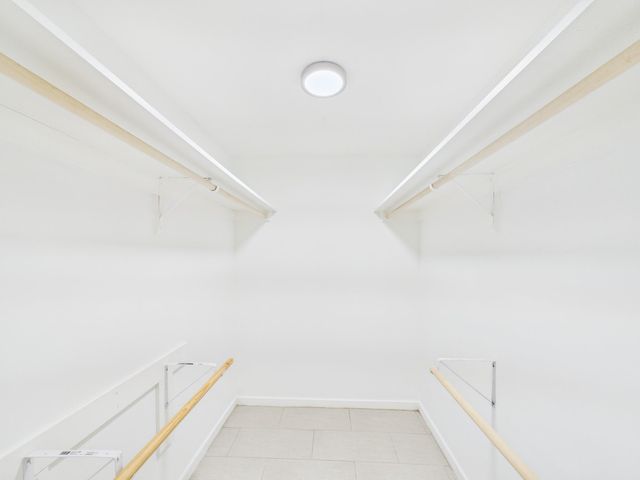 49 Briar Hollow Lane 304, Houston, TX 77027