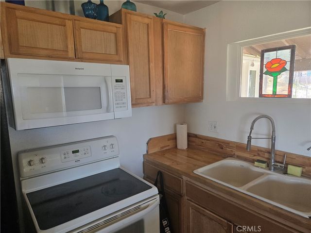 57345 Old Haggard Road, Yucca Valley, CA 92284