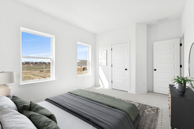 279 Flowering Senna DR, Buda, TX 78610