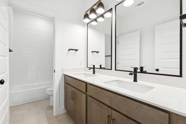 279 Flowering Senna DR, Buda, TX 78610