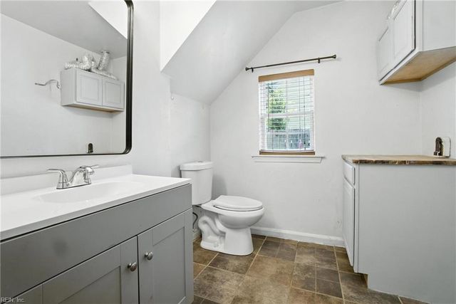 404 Osprey ST, Virginia Beach, VA 23462