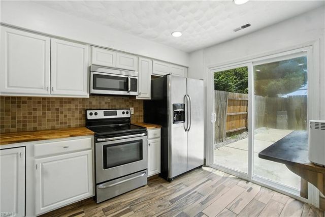 404 Osprey ST, Virginia Beach, VA 23462