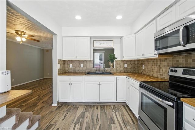 404 Osprey ST, Virginia Beach, VA 23462