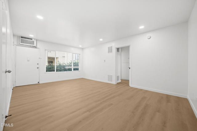 121 S Chester Avenue 6, Pasadena, CA 91106