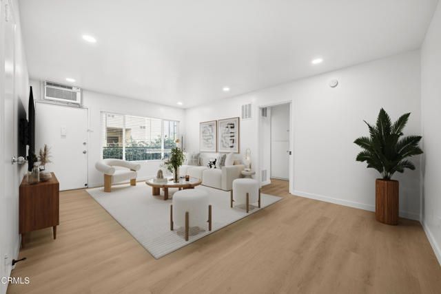 121 S Chester Avenue 6, Pasadena, CA 91106