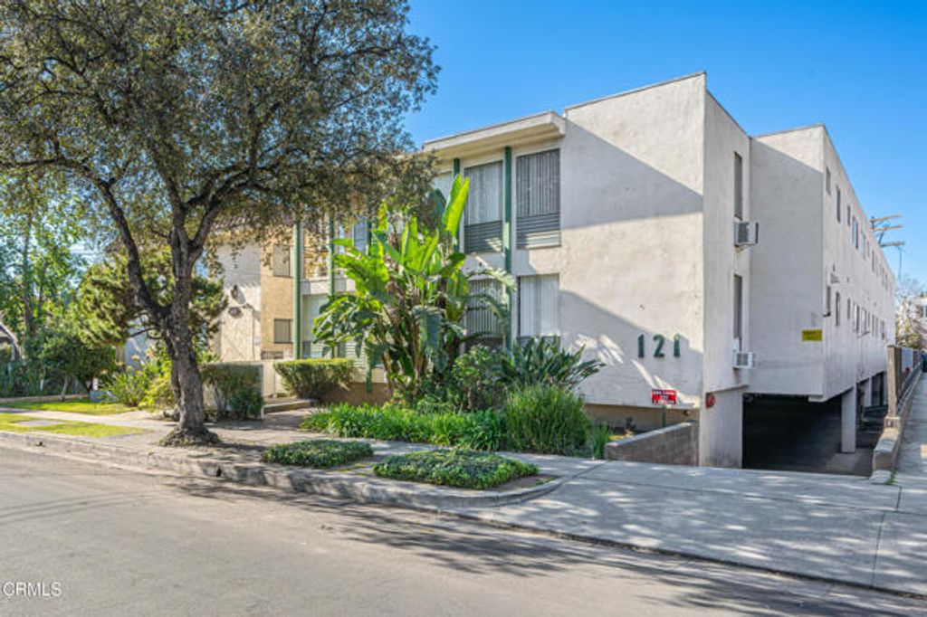 121 S Chester Avenue 6, Pasadena, CA 91106