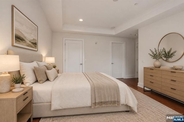 150 Henley Place 404, Weehawken, NJ 07086